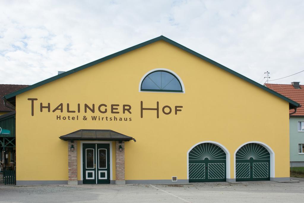 Hotel Thalinger Hof Kronstorf Exterior foto