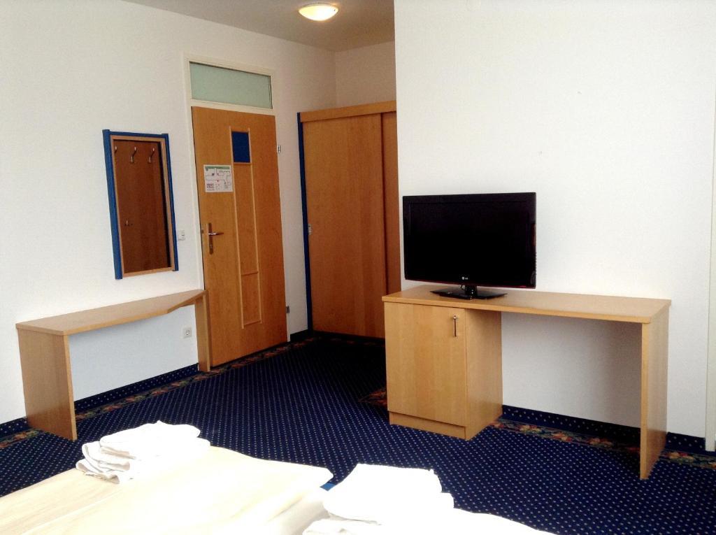 Hotel Thalinger Hof Kronstorf Habitación foto