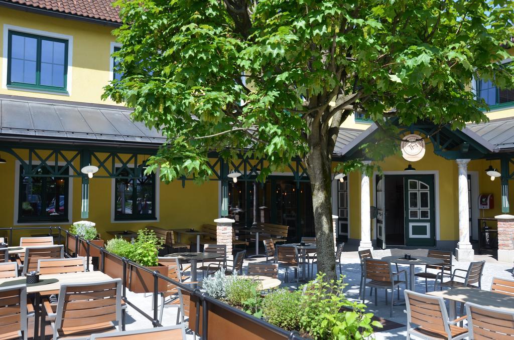 Hotel Thalinger Hof Kronstorf Exterior foto